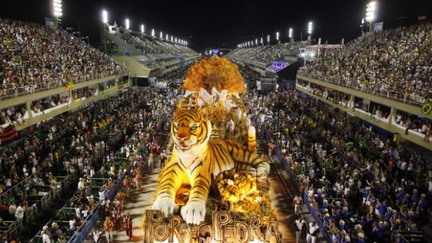 Nejslavnejsi Karneval Opet Zacal Rio De Janeiro Se Vlni V Rytmu Samby Irozhlas Spolehlive Zpravy