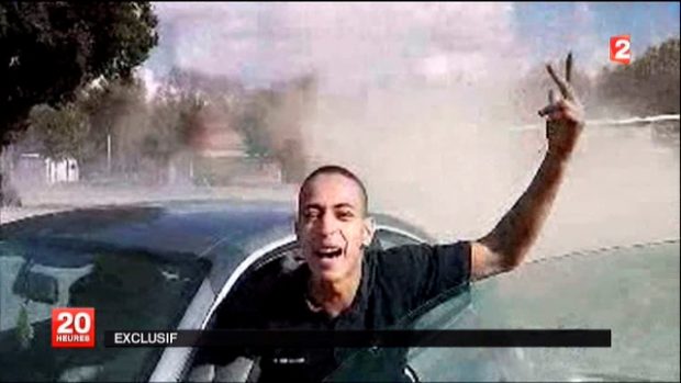 Mohammad Merah na nedatovaném snímku z videa, který 21. března odvysílala francouzská národní televize France 2