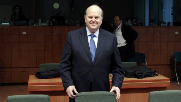 Irský ministr financí Michael Noonan na setkání ministrů eurozóny