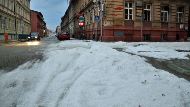 Silné bouřky v Čeckých Budějovicích provázelo i krupobití