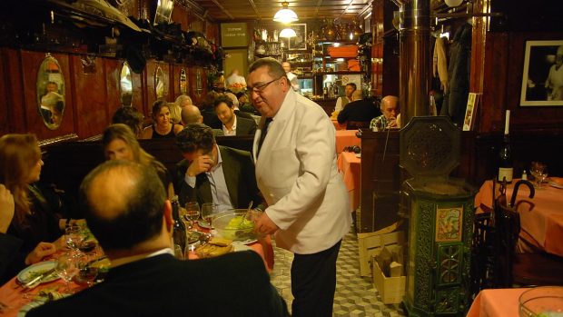 Restaurace, kam chodí i Miloš Forman. Na fotce je její šéf Louis Gadbo