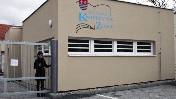 Knihovna ve Zdicích na Berounsku vyšla na 18 milionů korun, polovinu z toho zaplatila Evropská unie