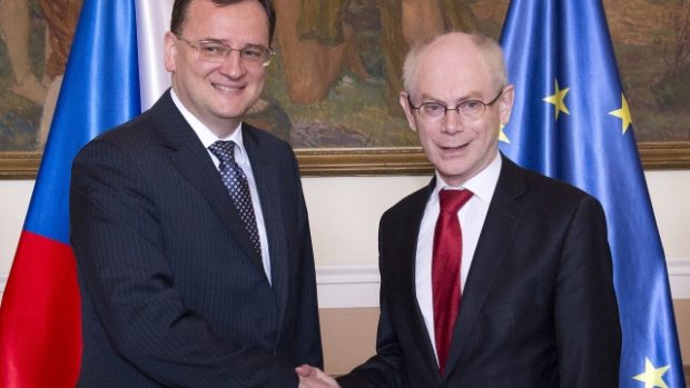 Premiér ČR Petr Nečas a prezident EU Herman Van Rompuy na setkání v Praze