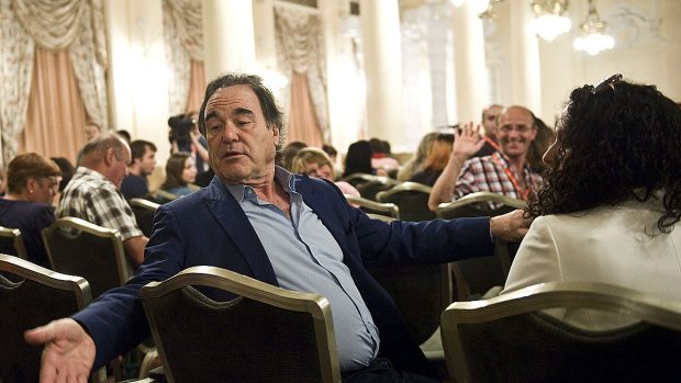 Oliver Stone na 48. MFF. Karlovy Vary