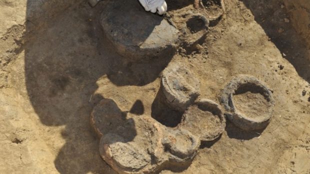 Archeologové objevili nedaleko obce Trnávka na Lipensku žárové pohřebiště z pozdní doby halštatské