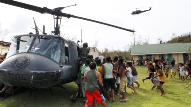 Filipíny se vzpamatovávají z řádění tajfunu Haiyan. Lidé potřebují zejména jídlo a vodu