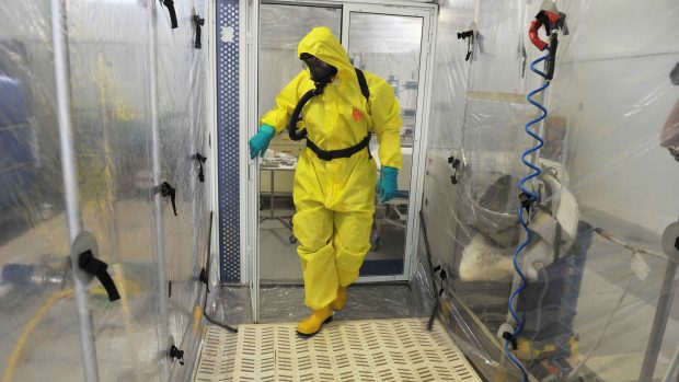 V Těchoníně ošetřují pacienty s vysoce nakažlivými nemocemi. Právě tady by se mohla léčit ebola