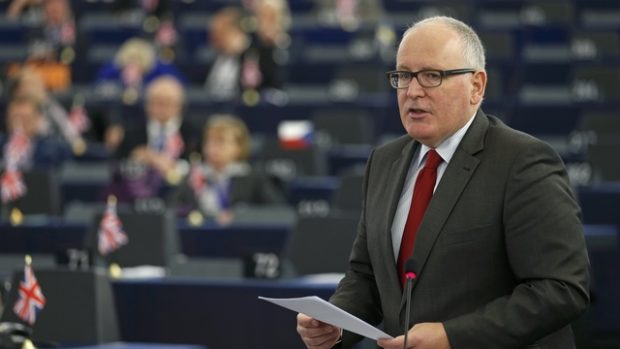 Místopředseda Evropské komise Frans Timmermans při vystoupení v europarlamentu