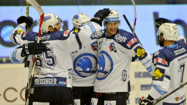 Hokejisté Škody Plzeň vyhráli nad brněnskou Kometou a posunuli se do čela extraligy