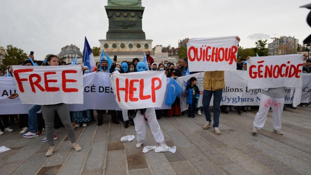 Demonstrace proti ujgurské genocidě (Paříž)