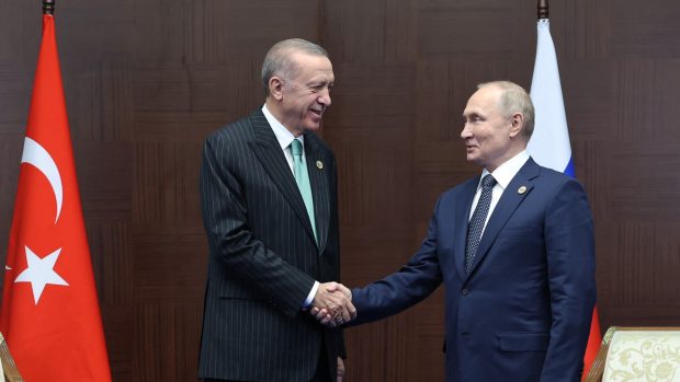 Turecký prezident Recep Tayyip Erdogan a jeho ruský protějšek Vladimir Putin (13. října 2022)