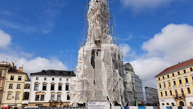 Sloup Nejsvětější Trojice v historickém centru Olomouce se bude opravovat až do konce roku 2026