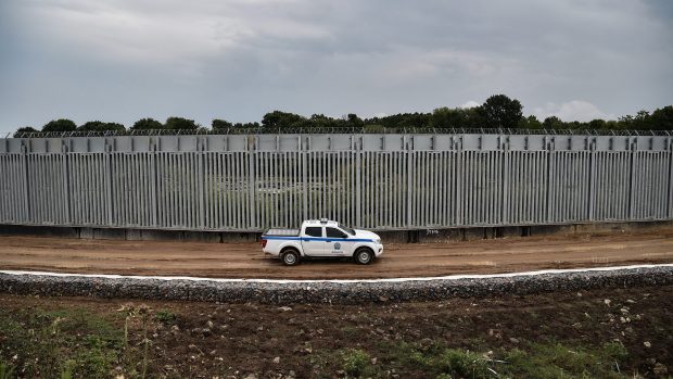 Řecko postavilo nový plot u řeky Evros na hranici s Tureckem