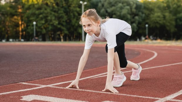 mladá sportovkyně, sportující dítě, děti a sport