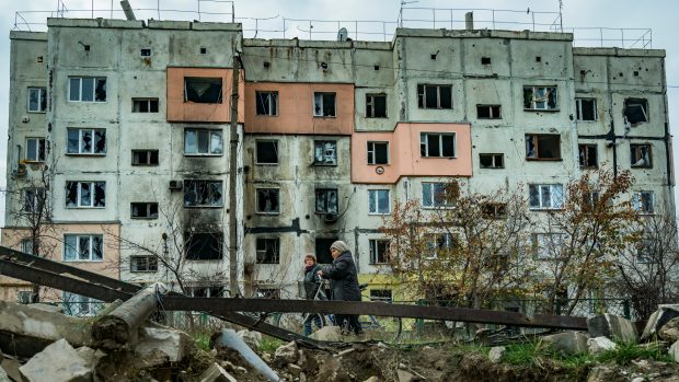 Poničené budovy po ruských vojácích v Chersonské oblasti|