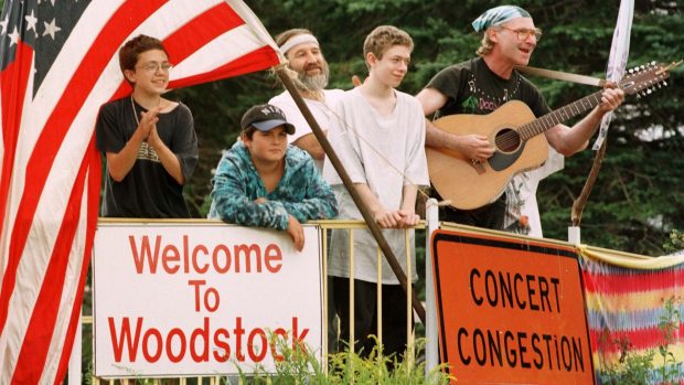 Historické záběry z amerického festivalu Woodstock