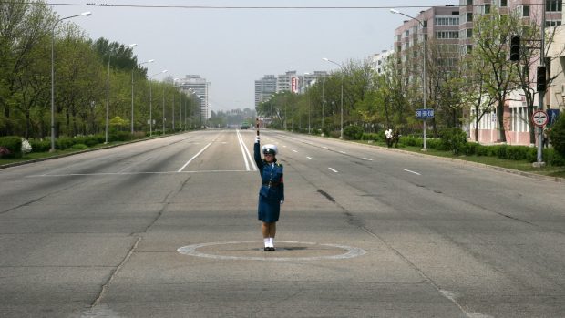 Severokorejská armáda oznámila, že zcela přeruší silniční a železniční trasy, které KLDR spojují s Jižní Korejí