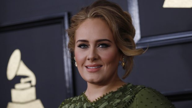 Zpěvačka Adele na předávání hudebních cen Grammy