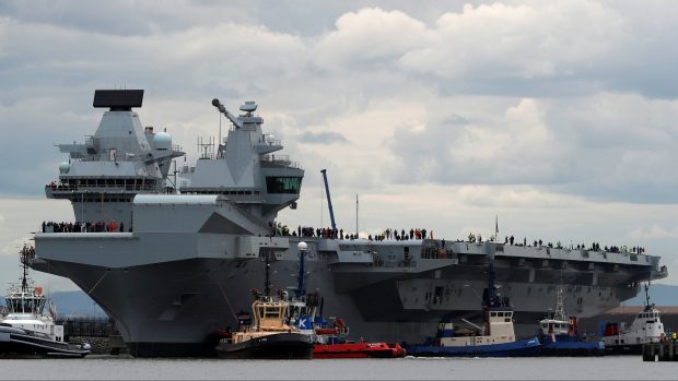 Britská letadlová loď HMS Queen Elizabeth