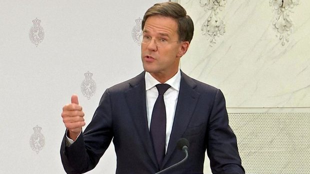 Nizozemský premiér Mark Rutte po dvě stě dnech od voleb sestavil vládu.