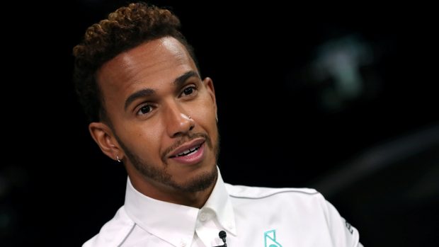 Lewis Hamilton může už v Austinu získat pátý titul mistra světa