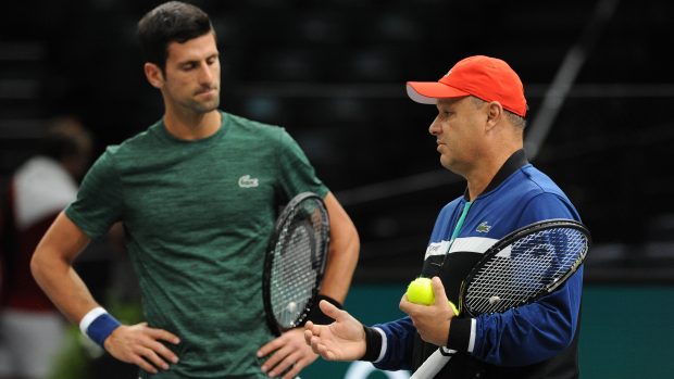 Novak Djoković a slovenský trenér Marián Vajda