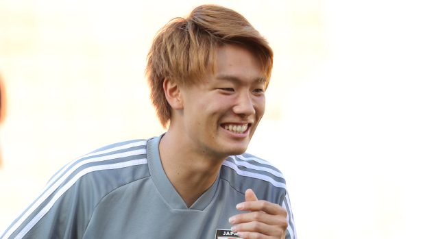 Japonský fotbalista Ko Itakura na tréninku na Copa America