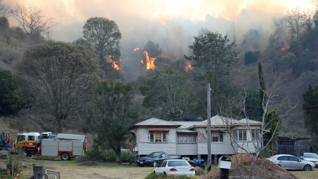 Australský stát Queensland sužují rozsáhlé požáry.