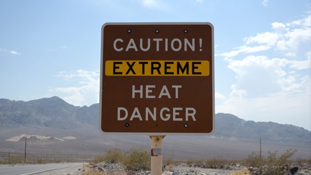 V Údolí smrti se teploty pohybovaly okolo 54 stupňů Celsia
