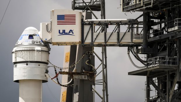 Kosmická loď CST-100 Starliner, jejíž odlet společnost Boeing a NASA znovu odložila, tentokrát kvůli závadě