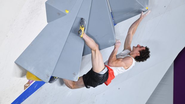 Adam Ondra v lezení na obtížnost na OH v Tokiu 2020 skončil druhý, celkově se umístil na šestém místě.