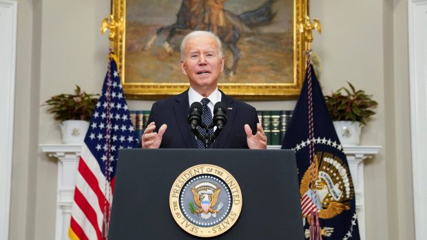 Americký Joe Biden je přesvědčený, že se jeho ruský protějšek Vladimir Putin již rozhodl pro invazi na Ukrajinu