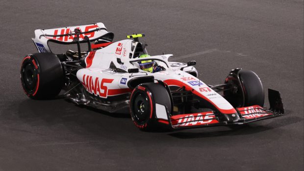 Mick Schumacher v monopostu Haas