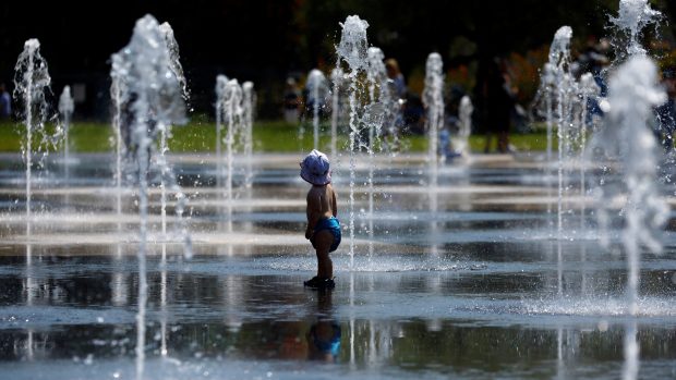 Na jihozápadě Francie se mají teploty vyšplhat až přes 40 °C