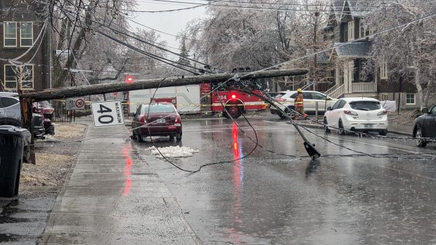 Montreal zasáhla ledová bouře