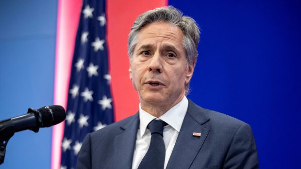 Americký ministr zahraničí Antony Blinken na tiskové konferenci na americké ambasádě v Hanoi