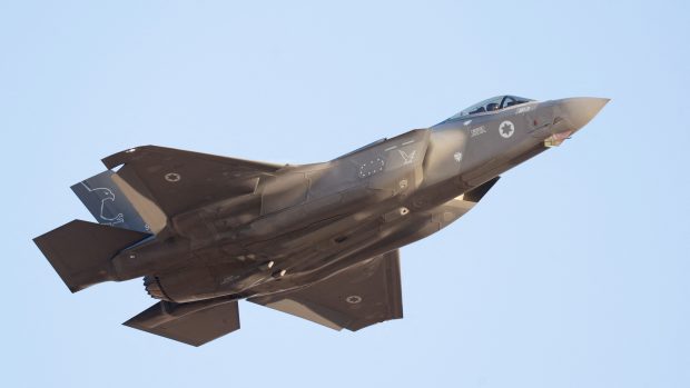 Letoun F-35 na letecké základně Hatzerim v jižním Izraeli