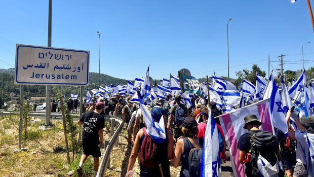 Na 20 000 Izraelců se přidalo k protestnímu pochodu