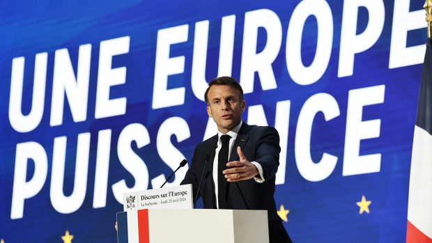 Francouzský prezident Emmanuel Macron vyzýval k tomu, aby Evropa byla ve své obraně důslednější