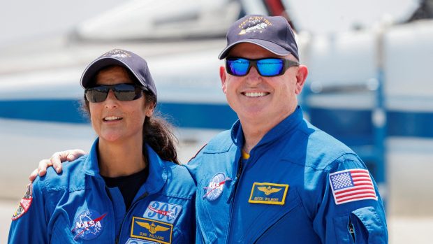 Dvojice astronautů odletěla na ISS za použití lodi Starliner na začátku června a vrátit se měla 14. června
