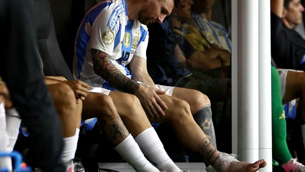 Lionel Messi se zranil během finále Copa América