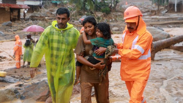 Vytrvalé deště v indickém státě Kérala způsobily sesuvy půdy