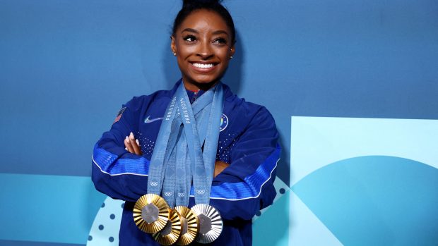 Simone Bilesová získala na hrách v Paříži čtyři medaile