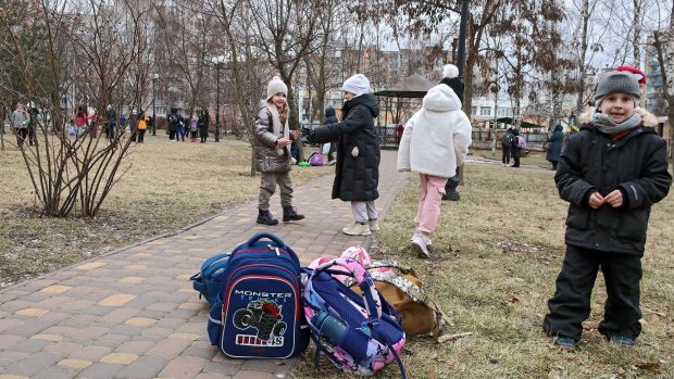 Mezi oběťmi ruské agrese je i několik tisíc mrtvých nebo zraněných dětí a teenagerů