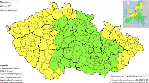 Mapa rozšířené výstrahy meteorologů z ČHMÚ - platí pro východní, severovýchodní území a západní polovinu Čech