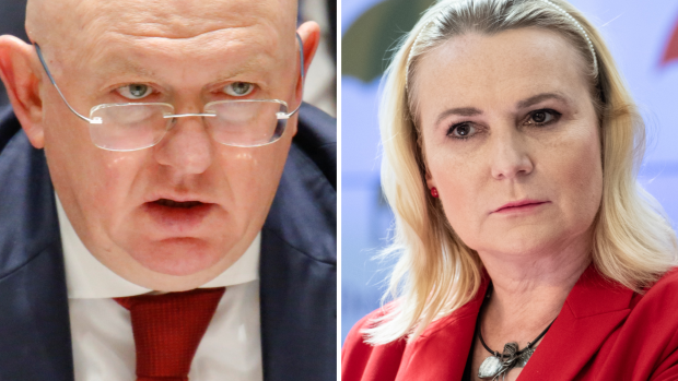 Ruský velvyslanec při OSN Vasilij Něbenzja a ministryně obrany Jana Černochová