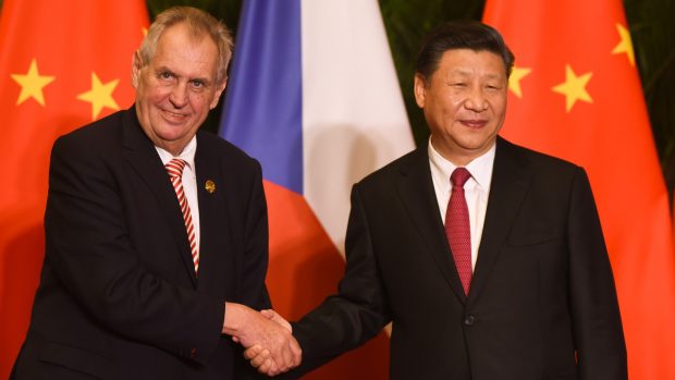 Český prezident Miloš Zeman a jeho čínský protějšek Si Ťin-pching