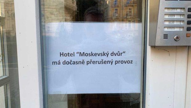 Ruský státní podnik v tajnosti prodal většinový podíl karlovarského hotelu