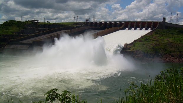 Vodní elektrárna Itaipú