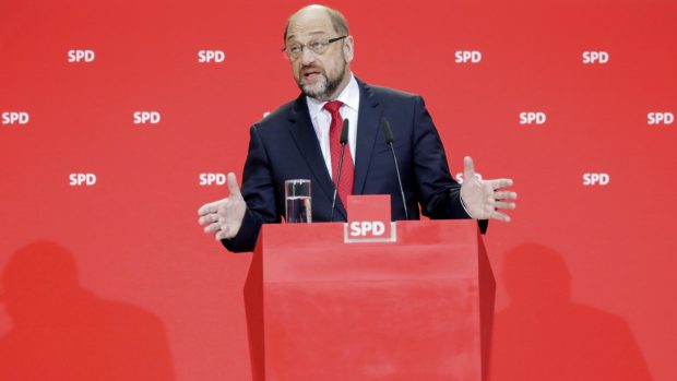 Šéf německých sociálních demokratů Martin Schulz při tiskové konferenci